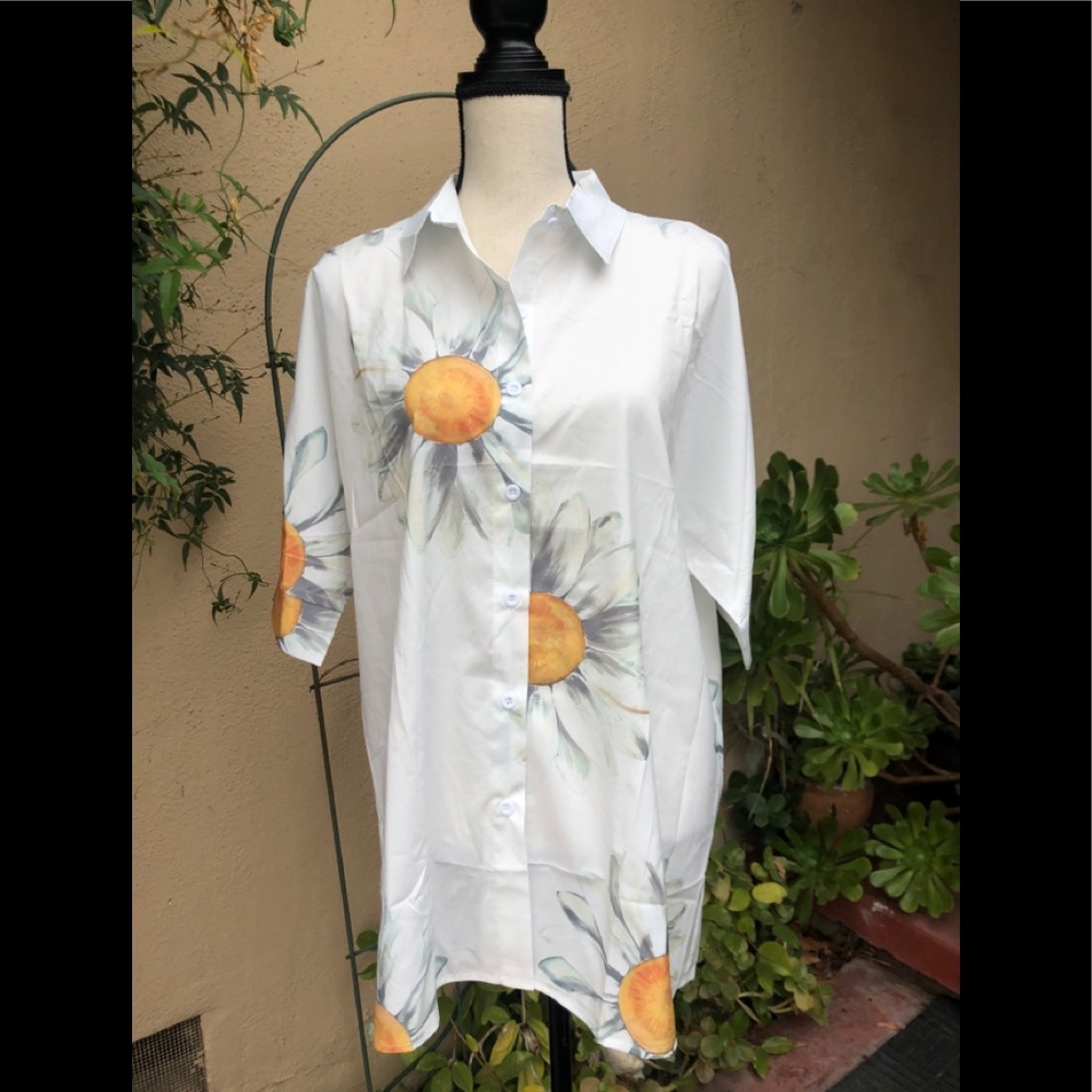 Ladies button down top